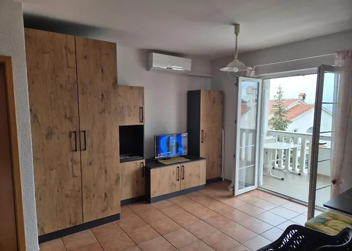 Stella 3 Apartament Malinska